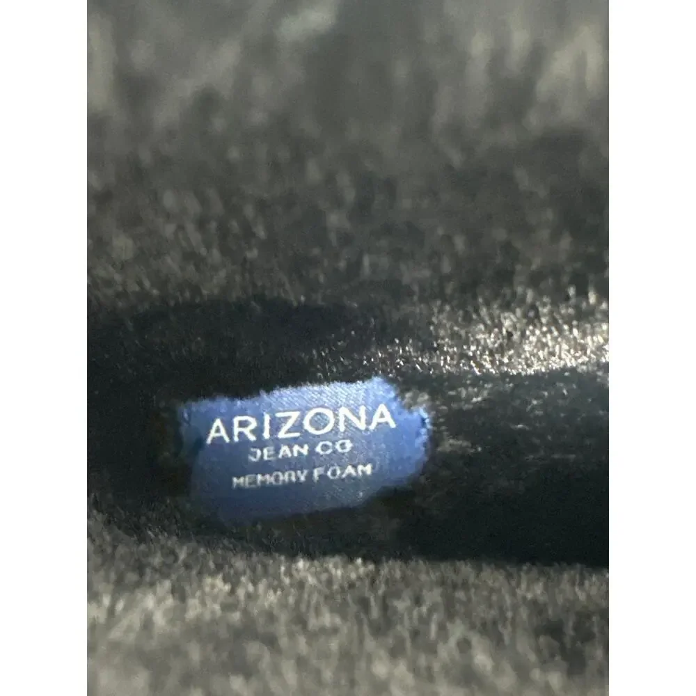 NWT Arizona Black Cozy Stitch Short Winter Boots SIZE 8